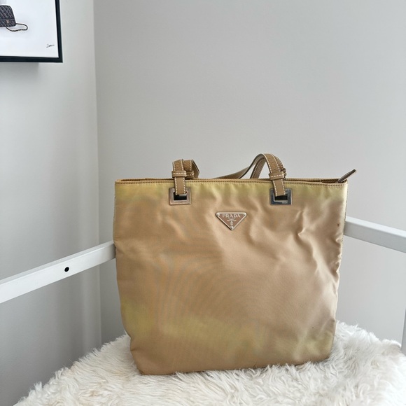 PRADA WOMEN BAG - Picture 1 of 15